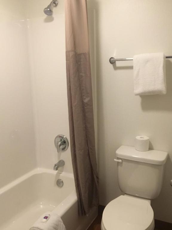 Motel 6-Bremerton, WA - Queen Room Met Twee Queensize Bedden - Niet -roken
