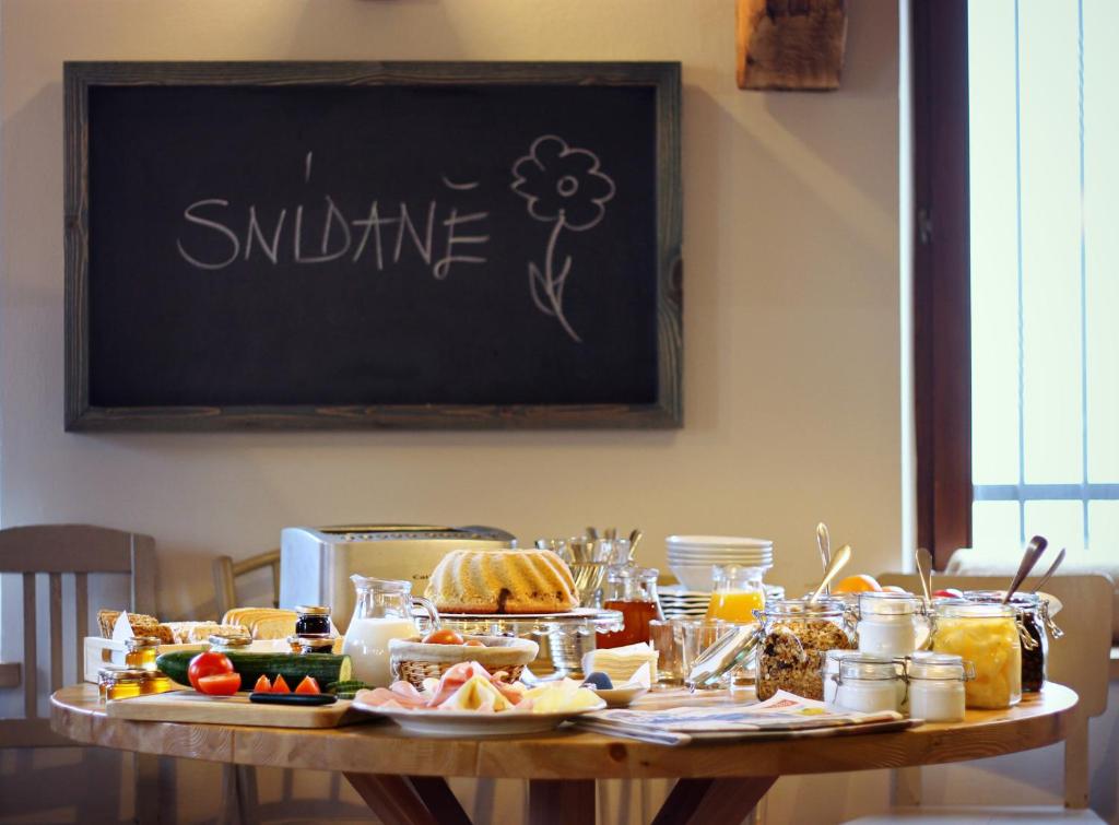Comida en o cerca de este hostal o pensión