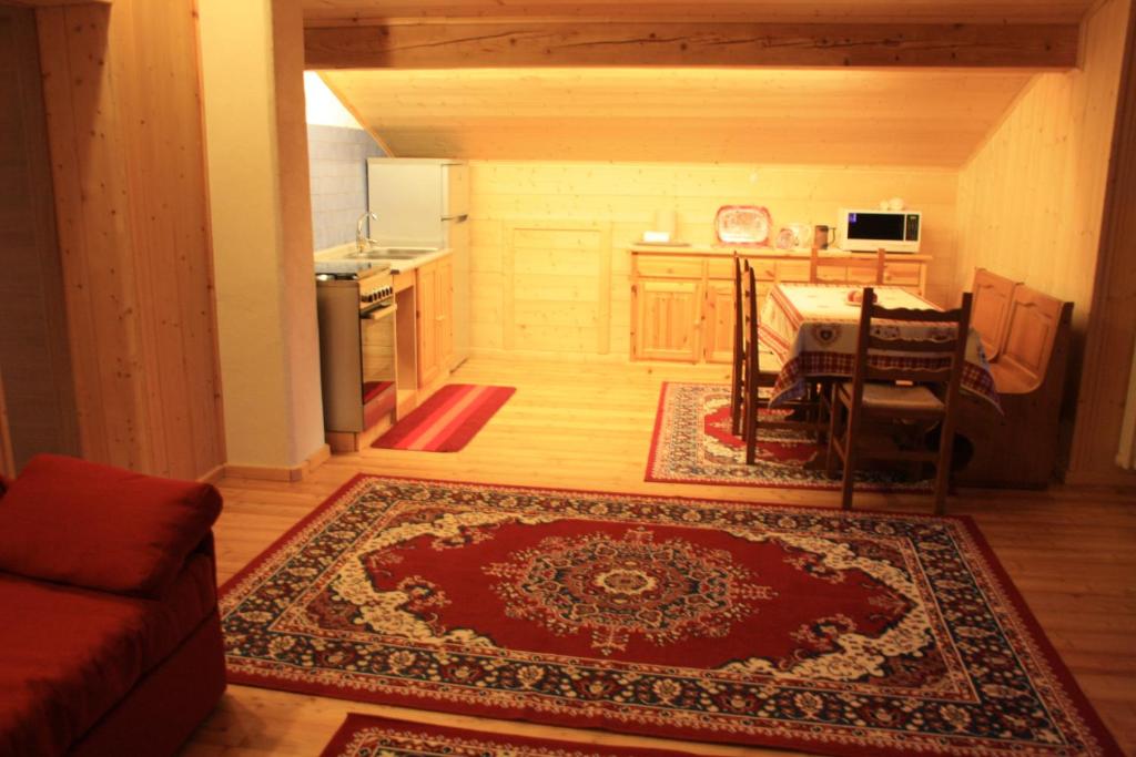 Kuchyň nebo kuchyňský kout v ubytování Albergo Diffuso Faller