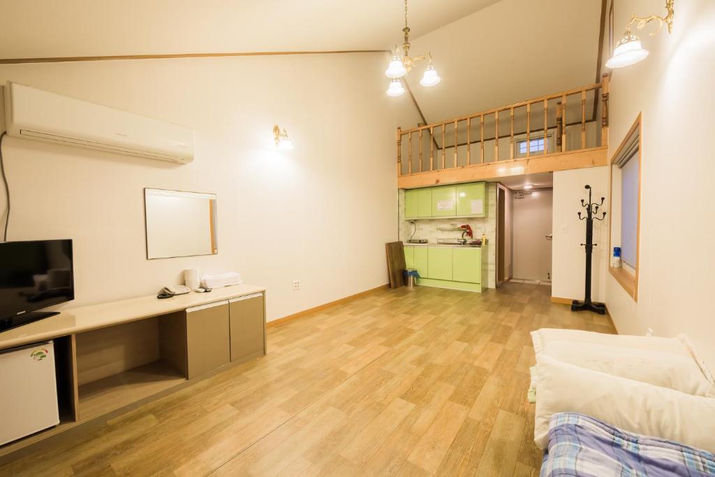 Kuchyň nebo kuchyňský kout v ubytování Daea Ulleung Resort