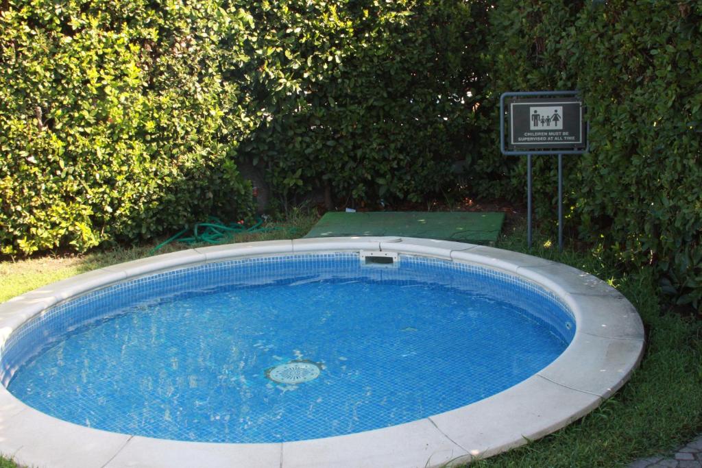 Bazén v ubytování Hotel Poseidon nebo v jeho okolí