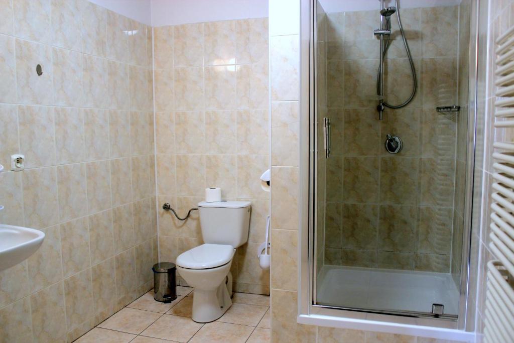 Kúpeľňa v ubytovaní Skalny Dworek