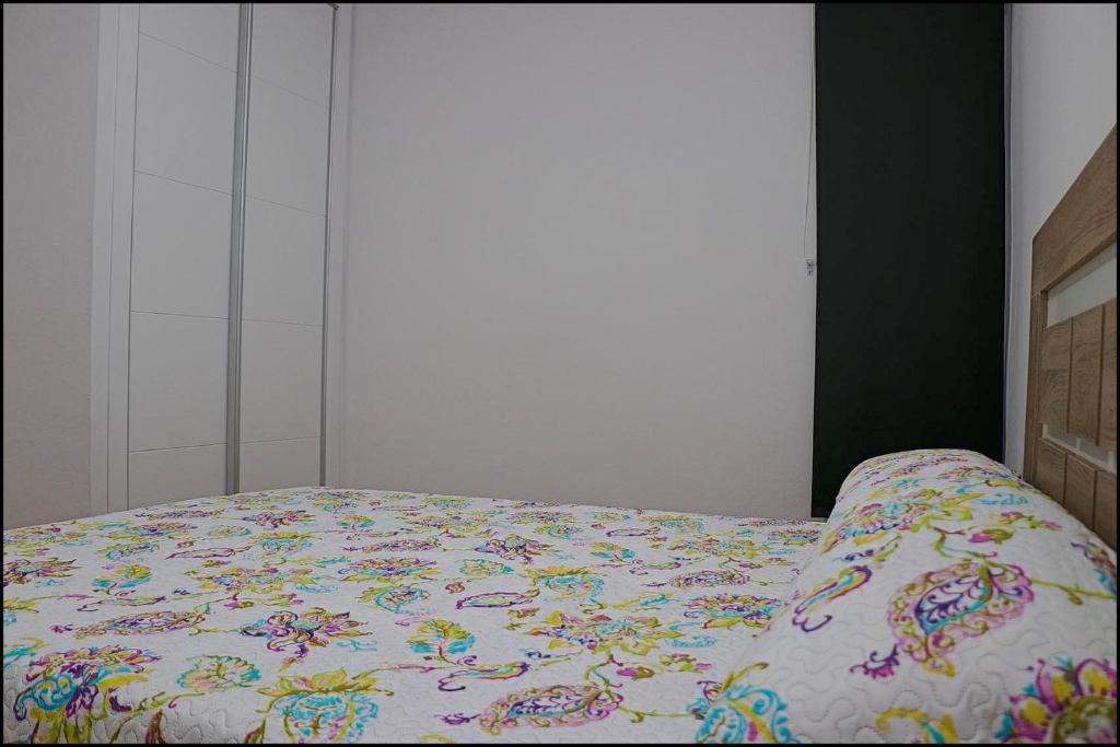 A bed or beds in a room at Casa Rural Zara II