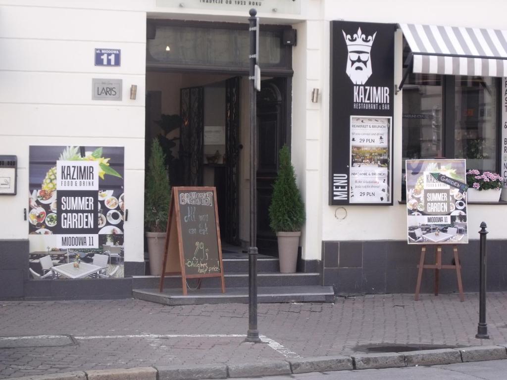Certifikát, ocenenie alebo iný dokument vystavený v ubytovaní Miodowa Apartment