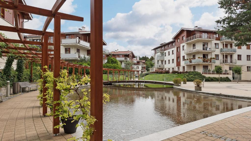 Tòa nhà nơi căn hộ tọa lạc