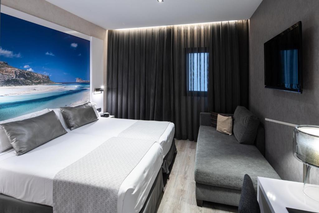 Catalonia Gran Via BCN - 1