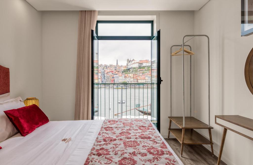 296 Heritage Apartments - 9