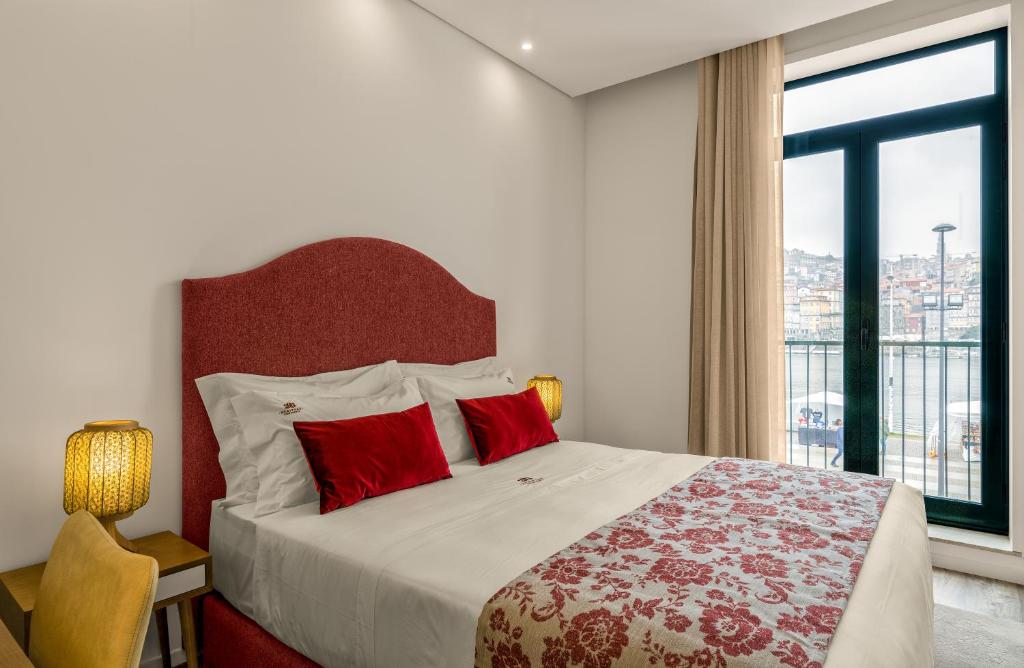 296 Heritage Apartments - 11