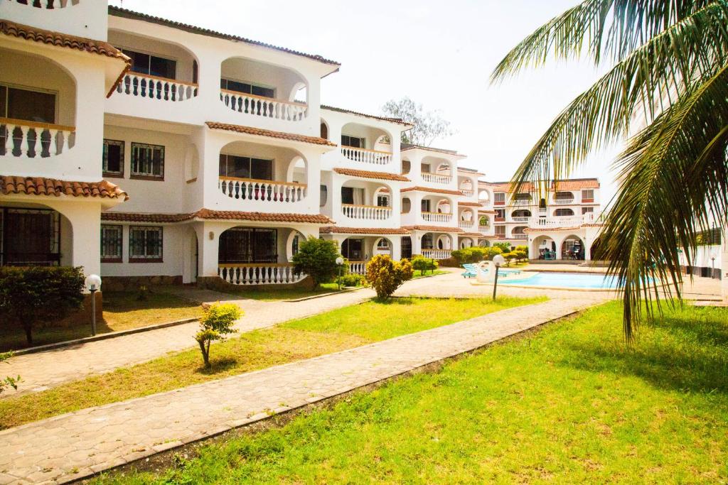 Bamburi Beach Villa Mombasa Kenya Booking Com