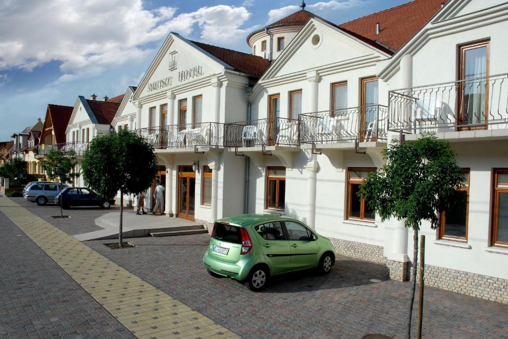 Ametiszt Hotel Harkány, Harkány – Updated 2024 Prices