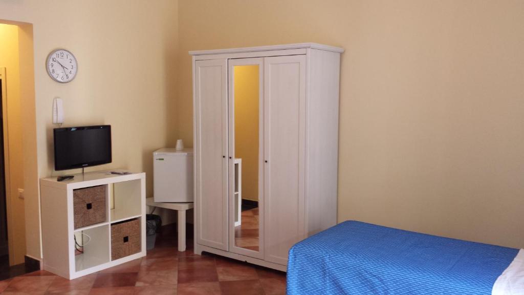 Telewizja i/lub zestaw kina domowego w obiekcie Iblea Paradise