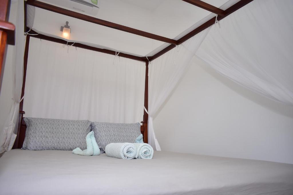 Thambili Cabanas - Queen Room With Balcony