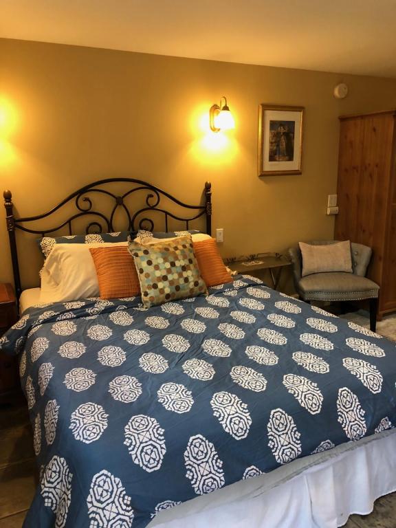 Robert Porter House Inn - Reina Suite