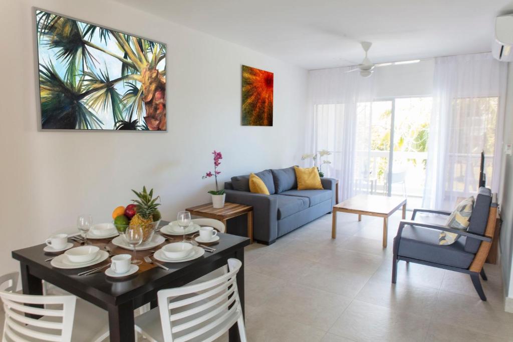 Posezení v ubytování Ocean Palms Residences