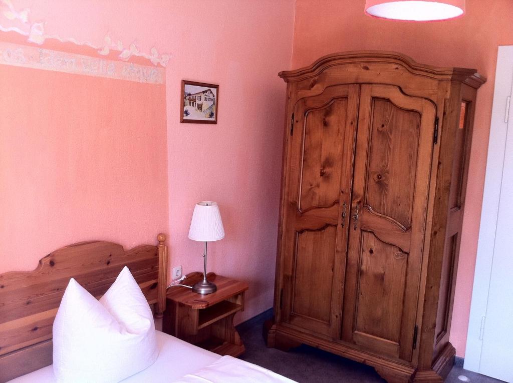 Bäckeralm© - B&B 16 + - 8