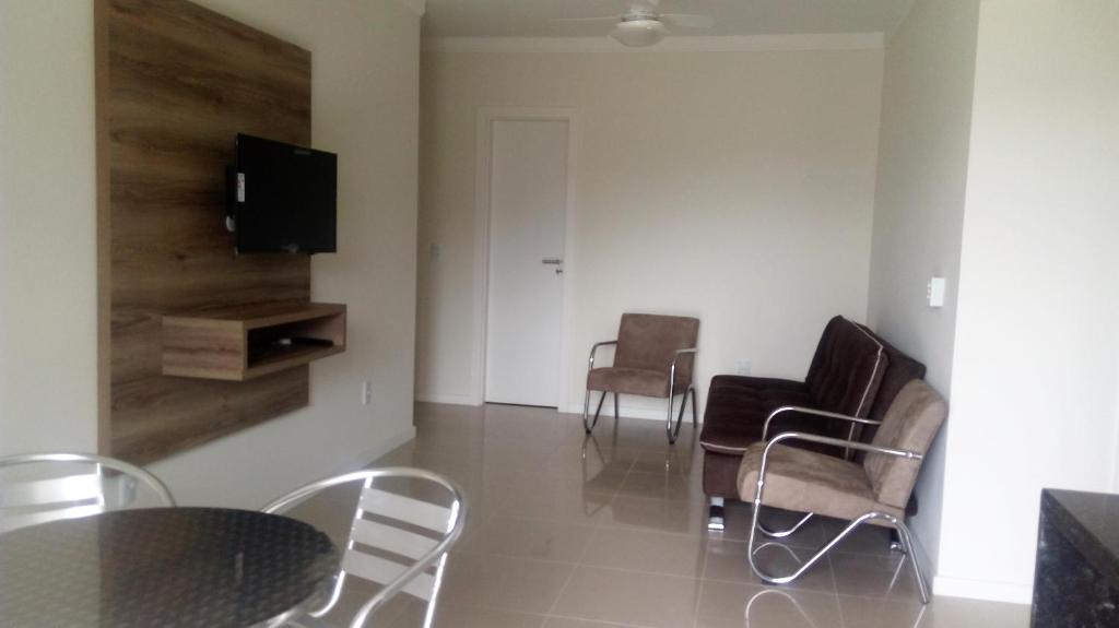  Apto pé na areia 6 pessoas