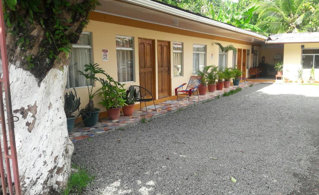 Budova, kde se penzion – hostinec nachází