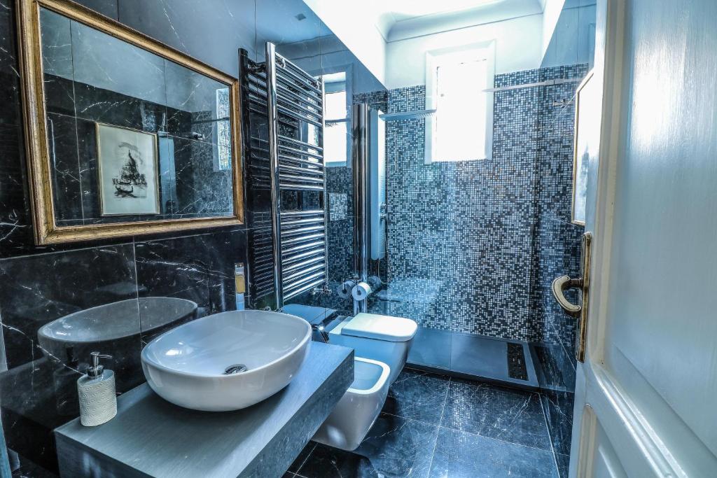 Koupelna v ubytování Scognamiglio Suites