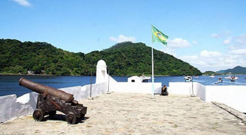  Apto Frente ao Mar