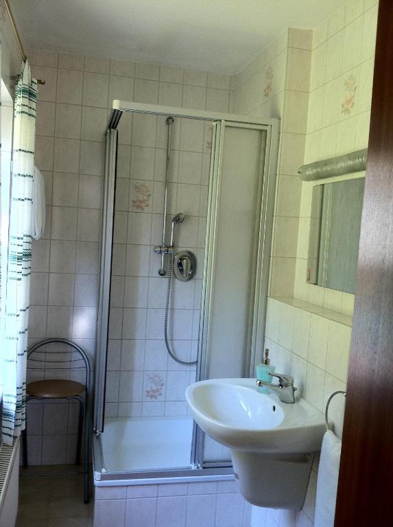 Bäckeralm© - B&B 16 + - 10