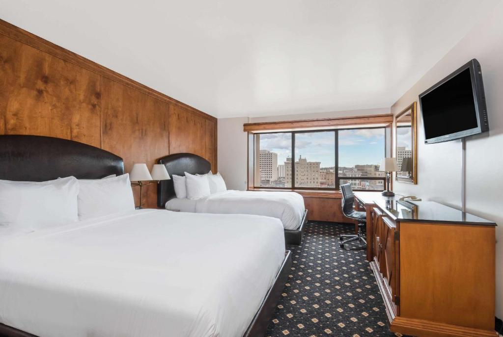 The Antlers, A Wyndham Hotel - 