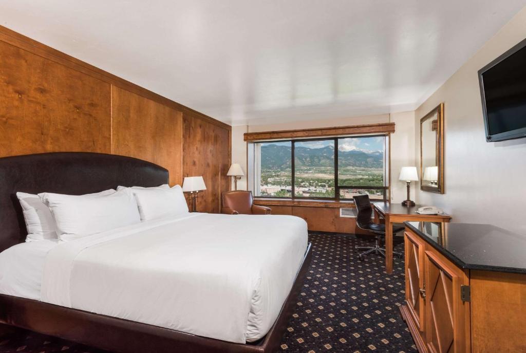 The Antlers, A Wyndham Hotel - 