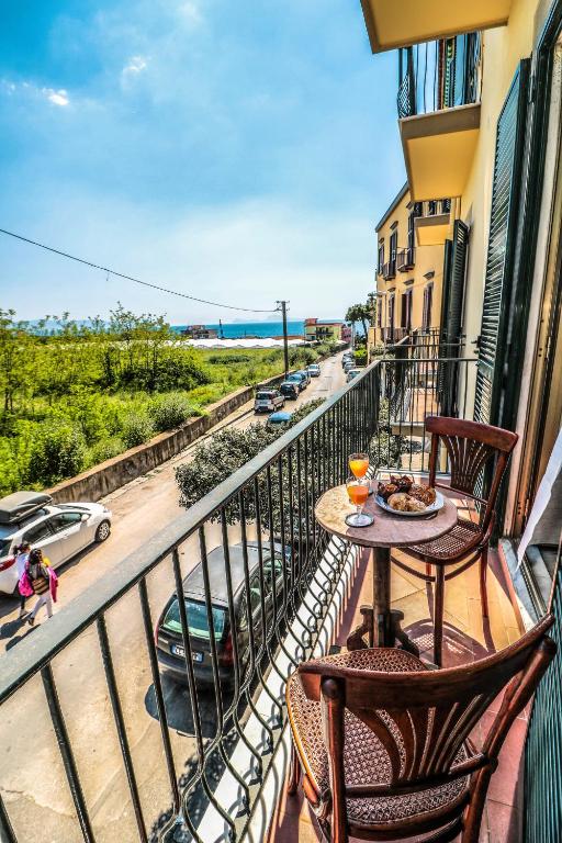 Balkón nebo terasa v ubytování Scognamiglio Suites
