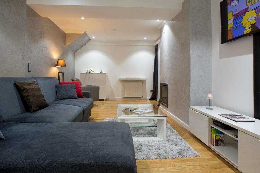 The Queen Luxury Apartments - Villa Cortina - Wohnung Mit Zwei Schlafzimmern Mit Kamin