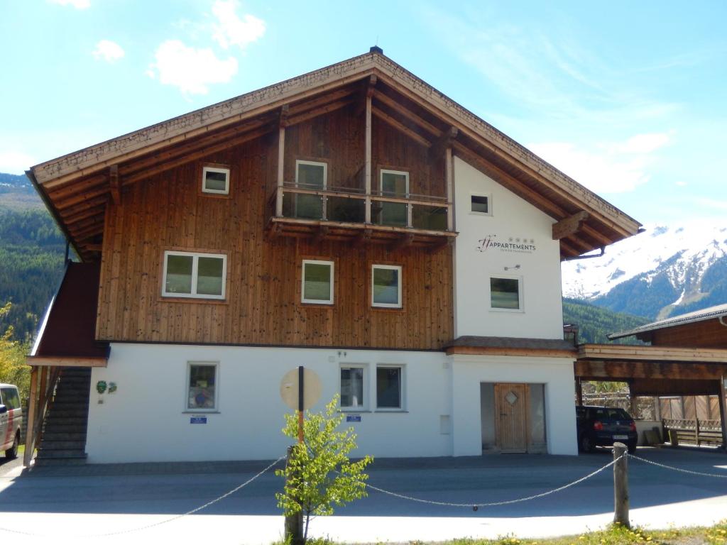 Nespecifikovaný výhled na hory nebo výhled na hory při pohledu z apartmánu