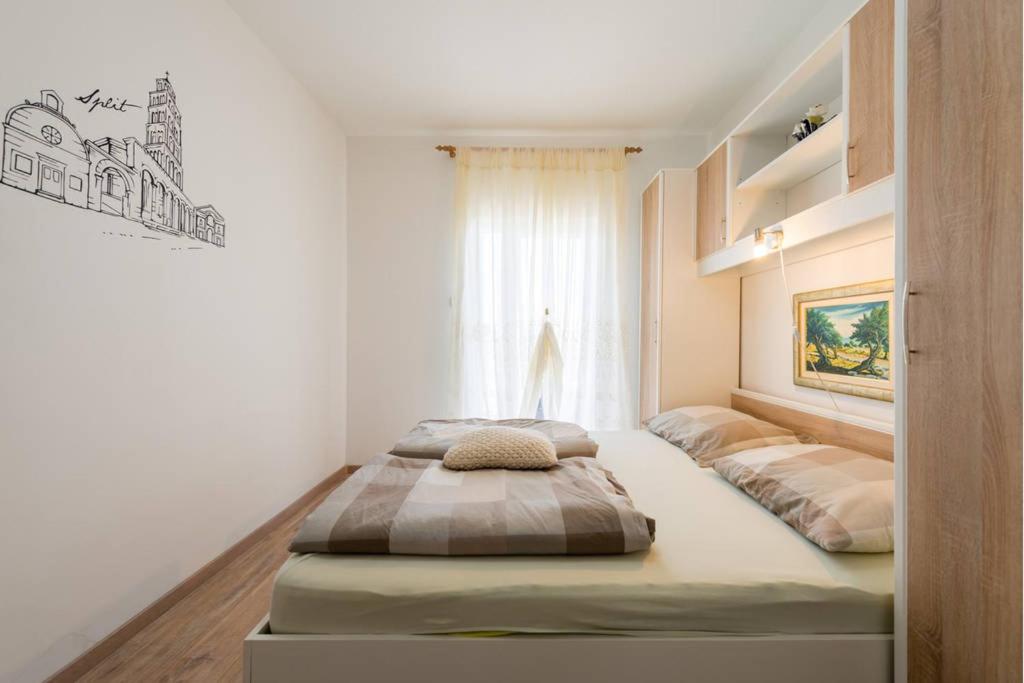 Posteľ alebo postele v izbe v ubytovaní Super Horizont -FREE PARKING AND JACCUZZI