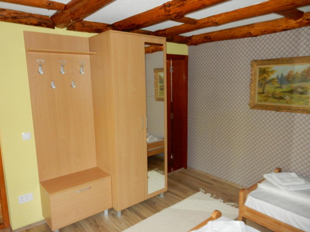 Postel nebo postele na pokoji v ubytování Apartments Izvor Lisine