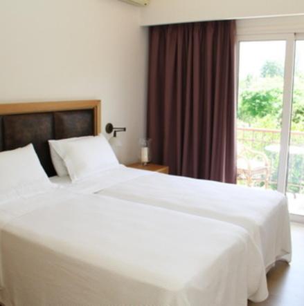 Mouria Pension Rooms & Studios - 17