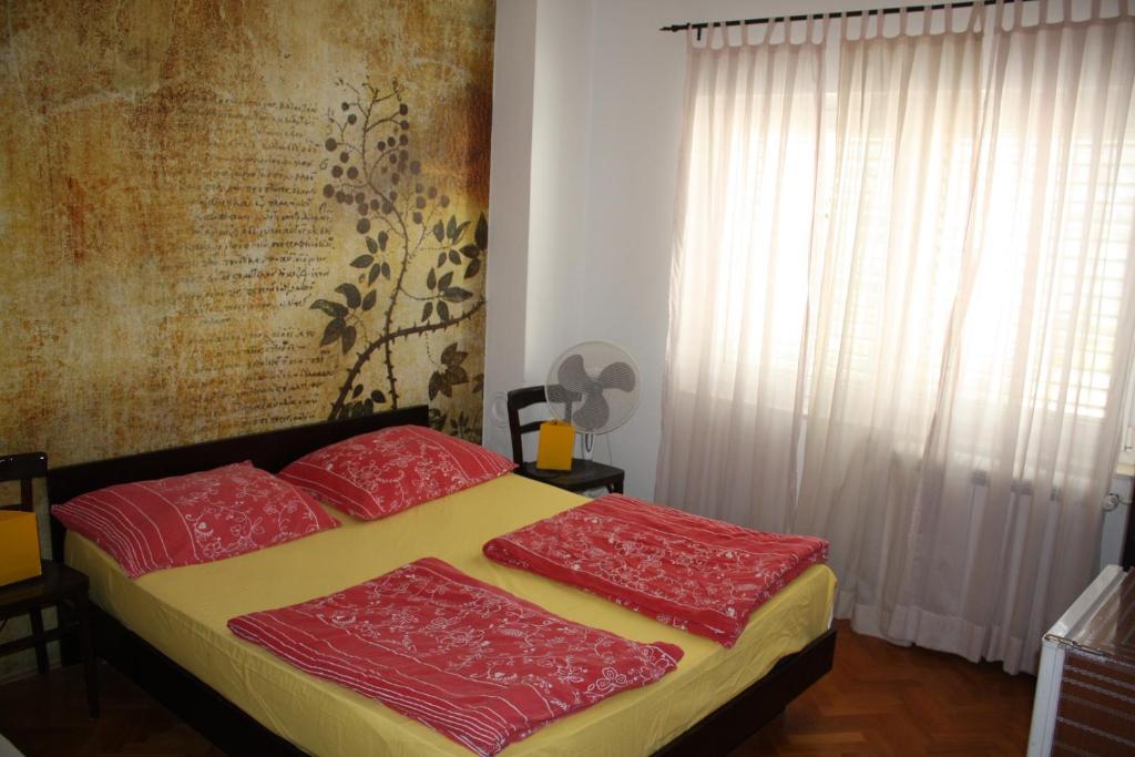 Villa Milic*** - Triple Room With Shared Bathroom