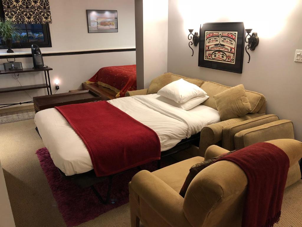 Barclay House Bed and Breakfast - Deluxe Suite
