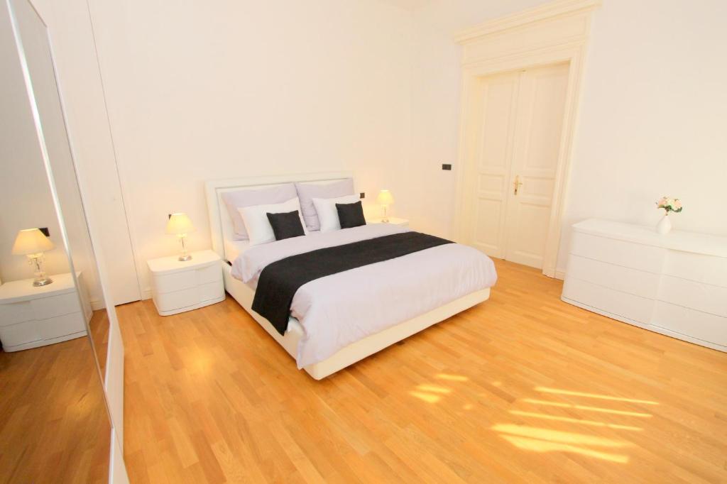 Luxury apartments Krocínova - 1