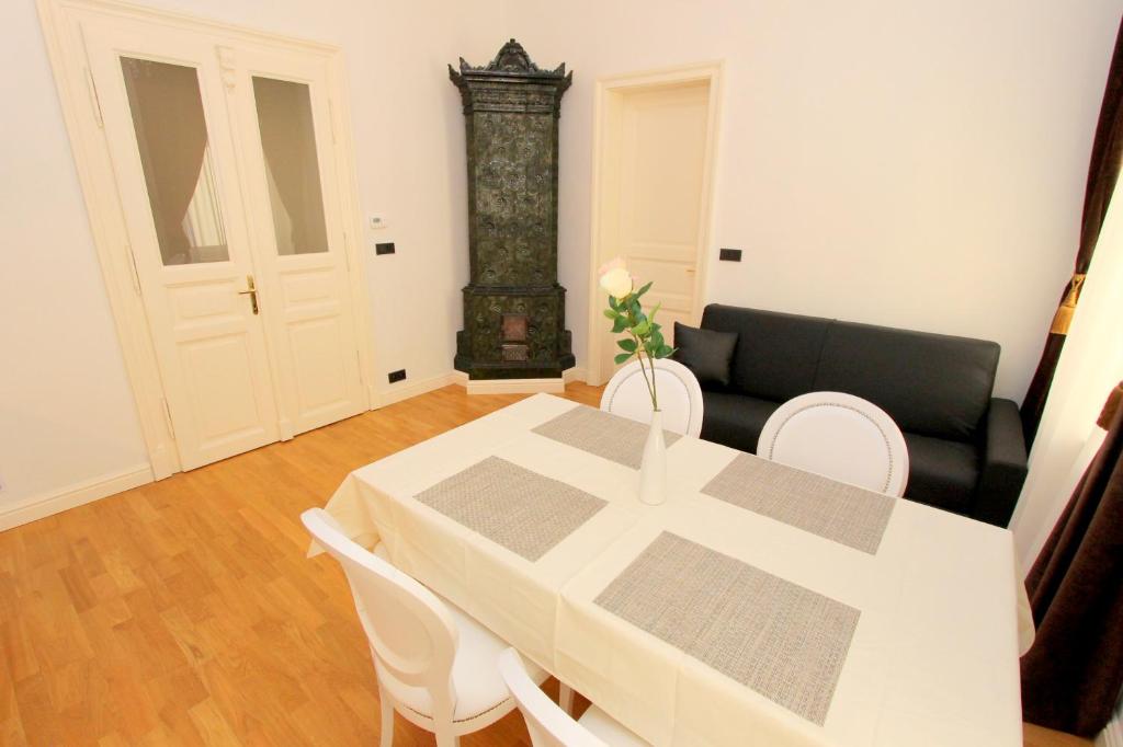 Luxury apartments Krocínova - 14