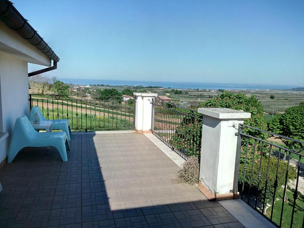 B&B La Casa Bianca - Standard Triple Room With Sea View