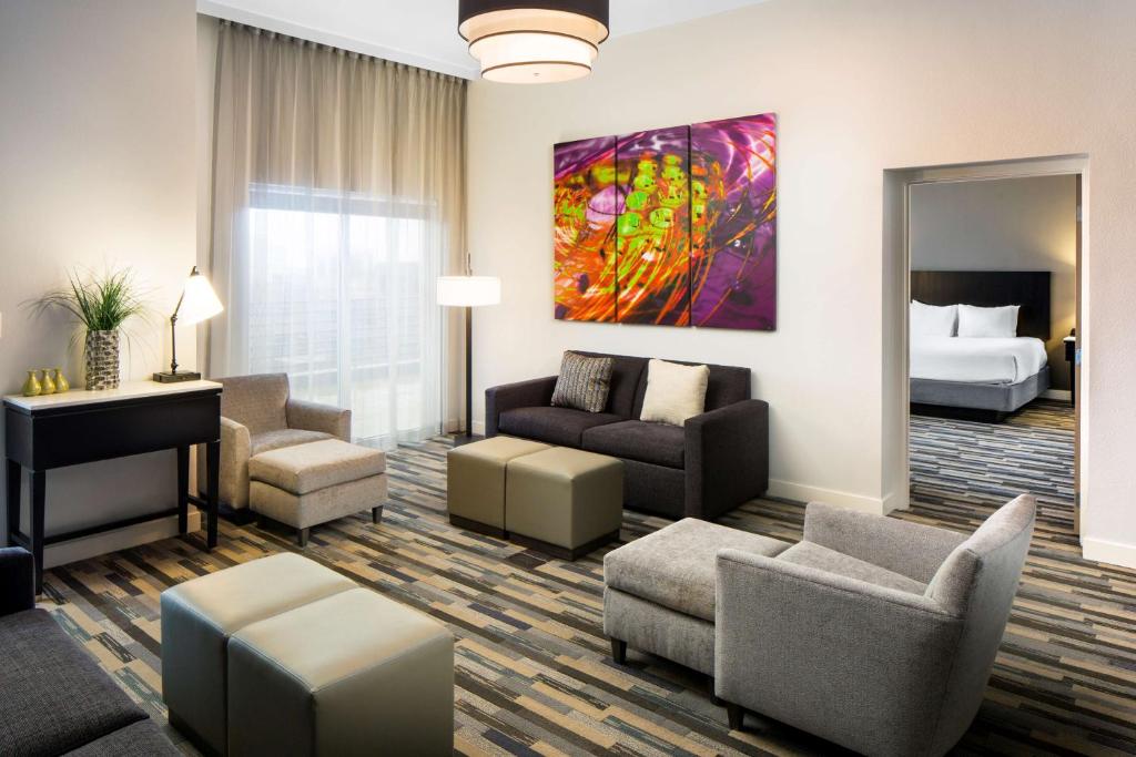 Hyatt House Charlotte Center City - King Suite Met één Slaapkamer