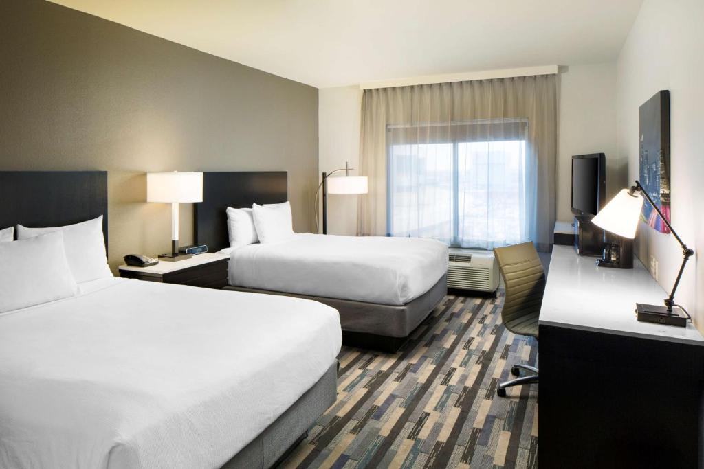 Hyatt House Charlotte Center City - Queen Room Met Twee Queensize Bedden En Toegankelijke Bad - Toegang Van Gehandicapten