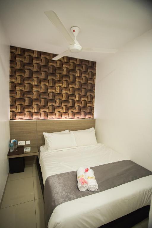 IM 96 Villa - Deluxe Queen Room
