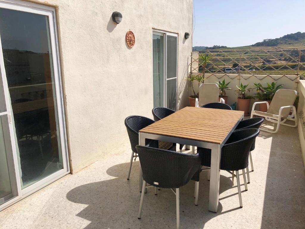 Sands Apartments - 11