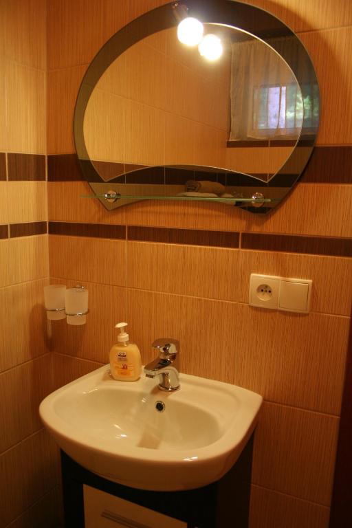 Koupelna v ubytování Apartamenty Starka