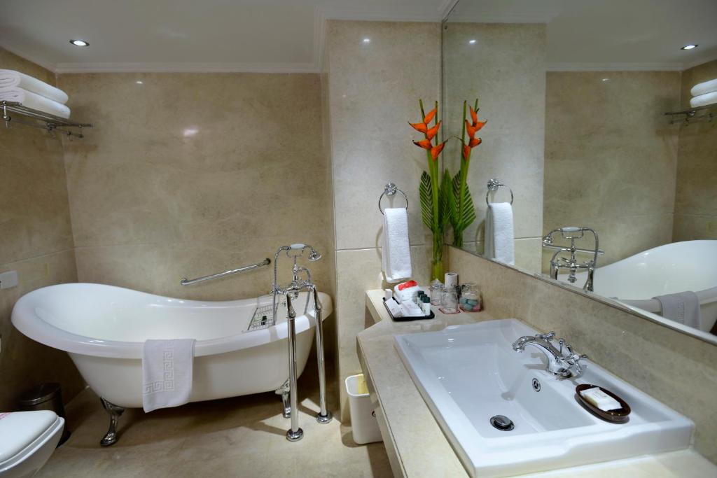 Koupelna v ubytování Hotel Clarks Varanasi Limited