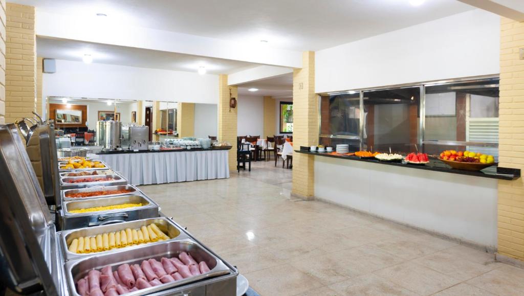  Flamboyant Hotel & Convention