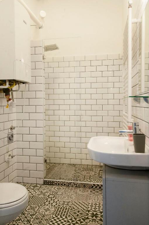 Kúpeľňa v ubytovaní Stylish downtown apartment