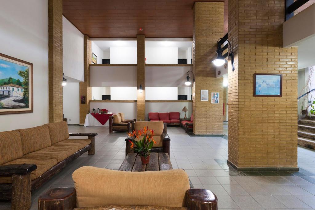  Flamboyant Hotel & Convention