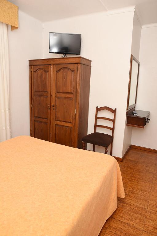 TV a/nebo společenská místnost v ubytování Hotel Val Flores