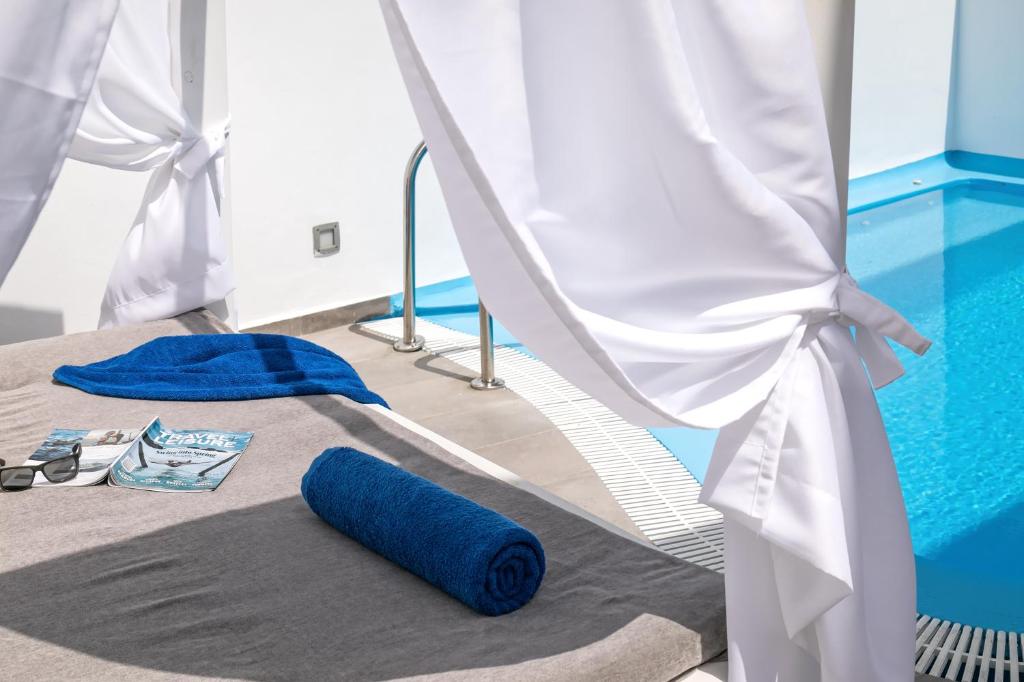 Fotografie z fotogalerie ubytování Santorini Blue Senses Villas v destinaci Mesariá