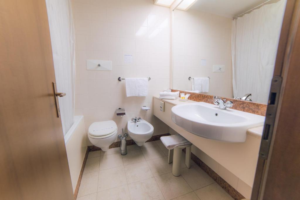 Kúpeľňa v ubytovaní Hotel Everest Arco