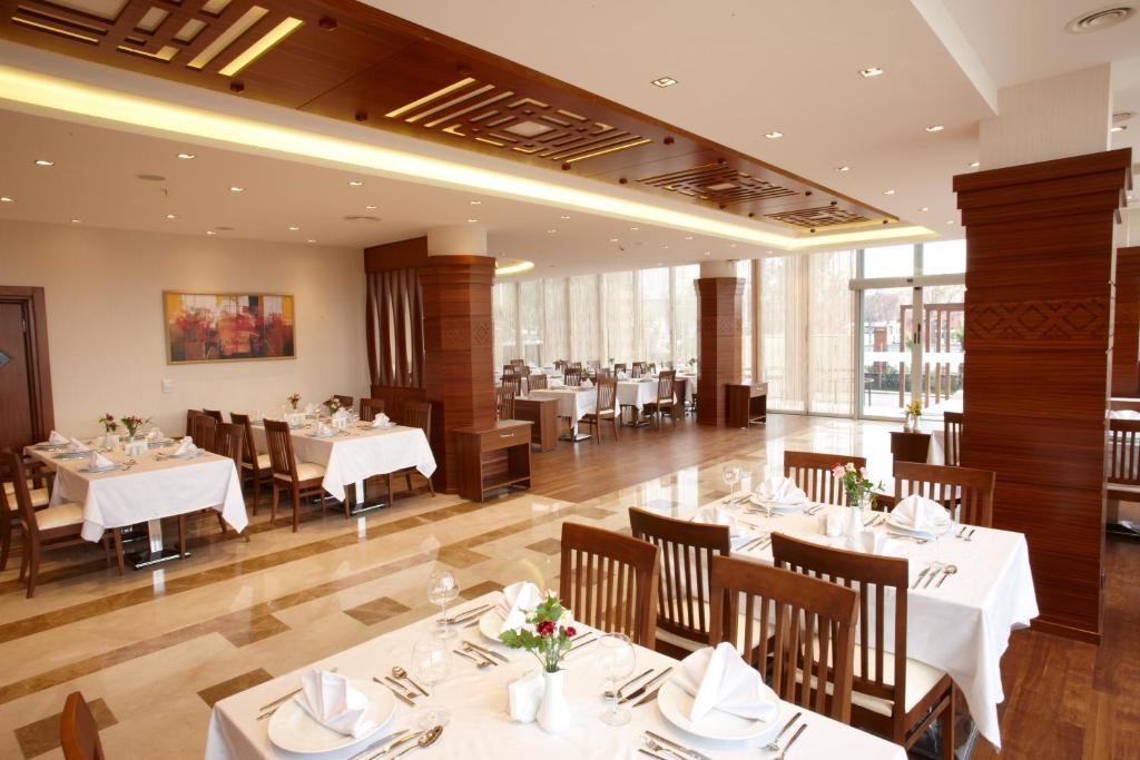 Restaurace v ubytování dovsOtel